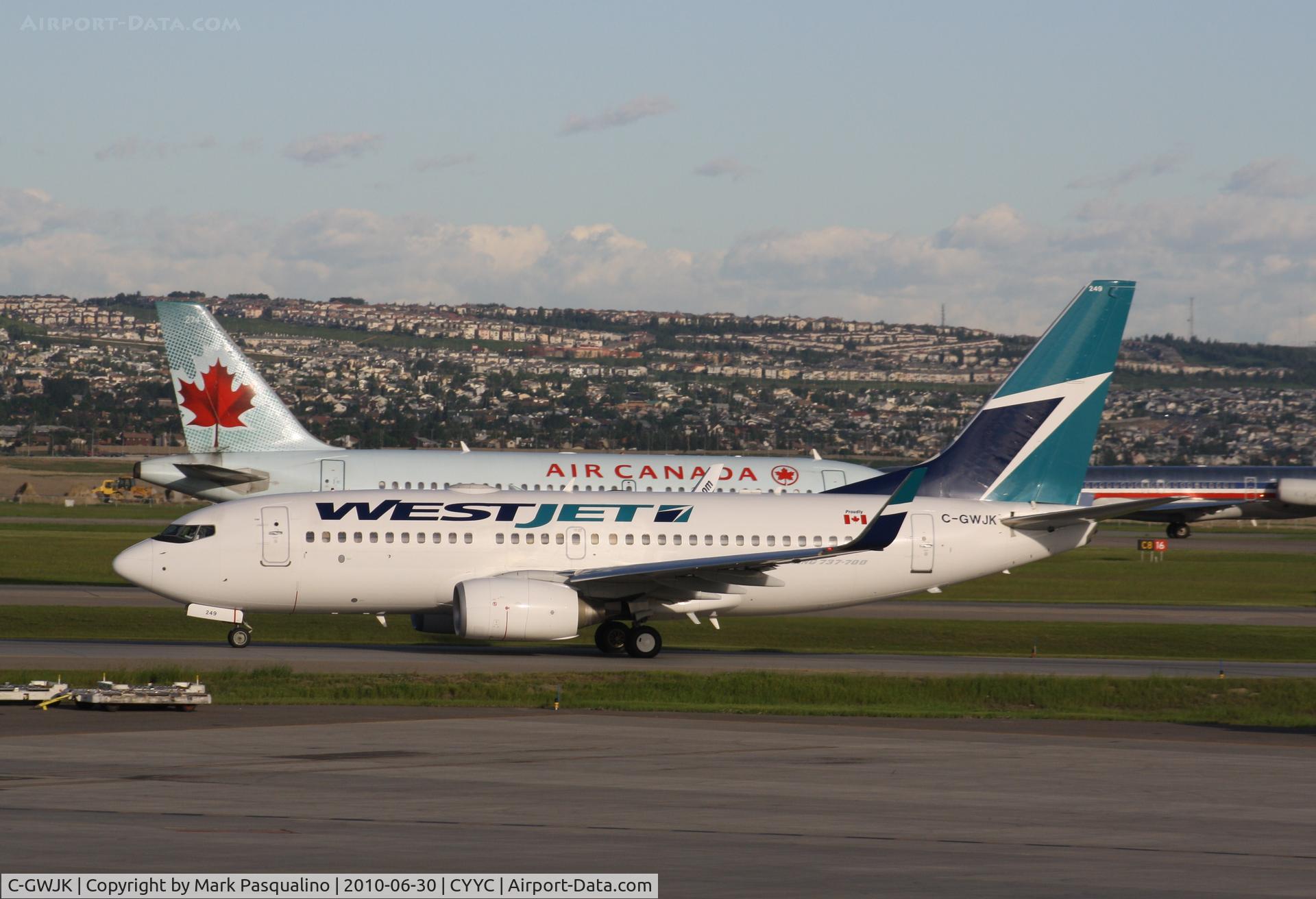 C-GWJK, 2008 Boeing 737-7CT C/N 35084, Boeing 737-700