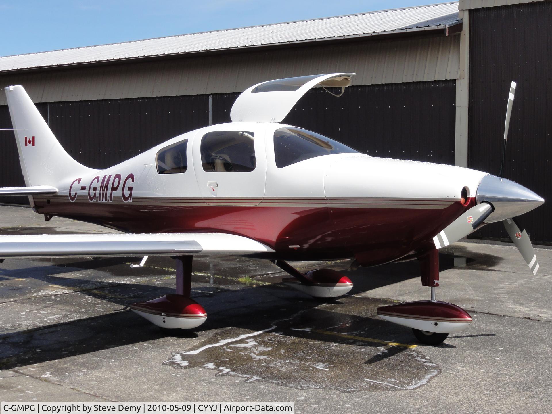 C-GMPG, 2003 Lancair LC40-550FG C/N 40079, Getting a bath