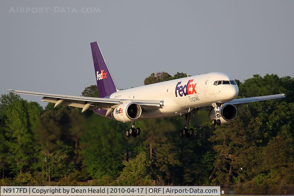 N917FD, 1989 Boeing 757-23A C/N 24291, FedEx 