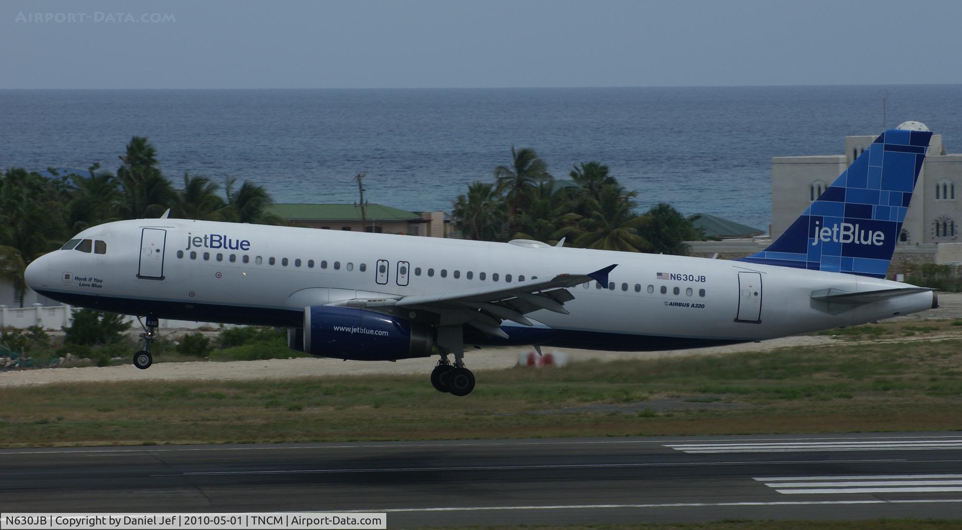 N630JB, 2005 Airbus A320-232 C/N 2640, Jet Blue N630JB landing at TNCM runway 10