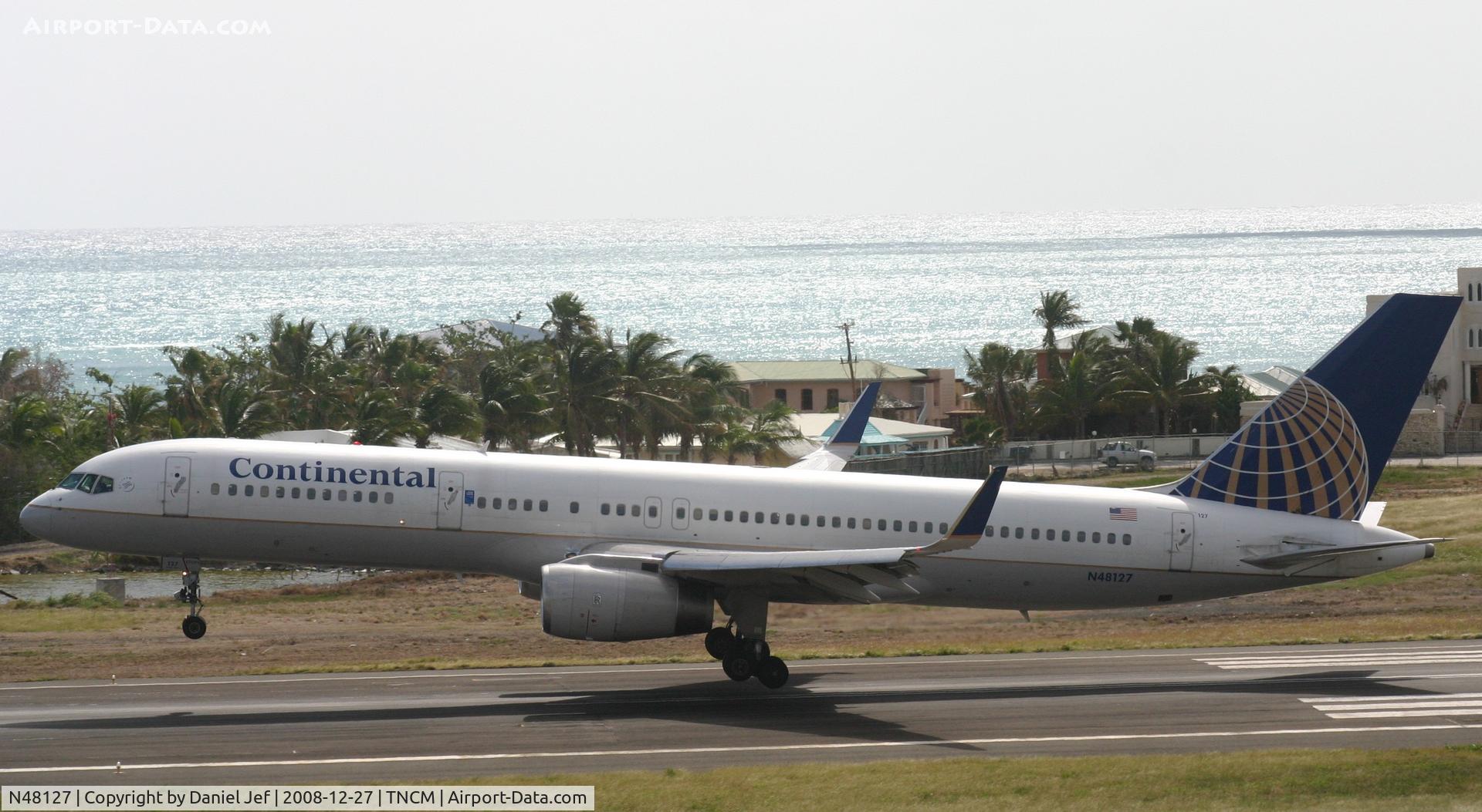 N48127, 1998 Boeing 757-224 C/N 28968, Continental N48127 landing at TNCM