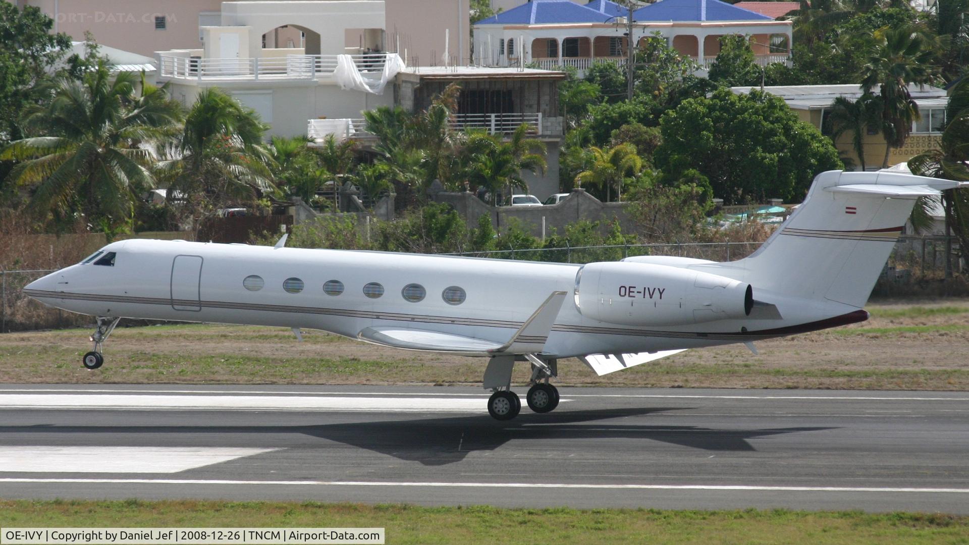 OE-IVY, 2002 Gulfstream Aerospace Gulfstream V C/N 687, OE-IVY landing at TNCM runway 10
