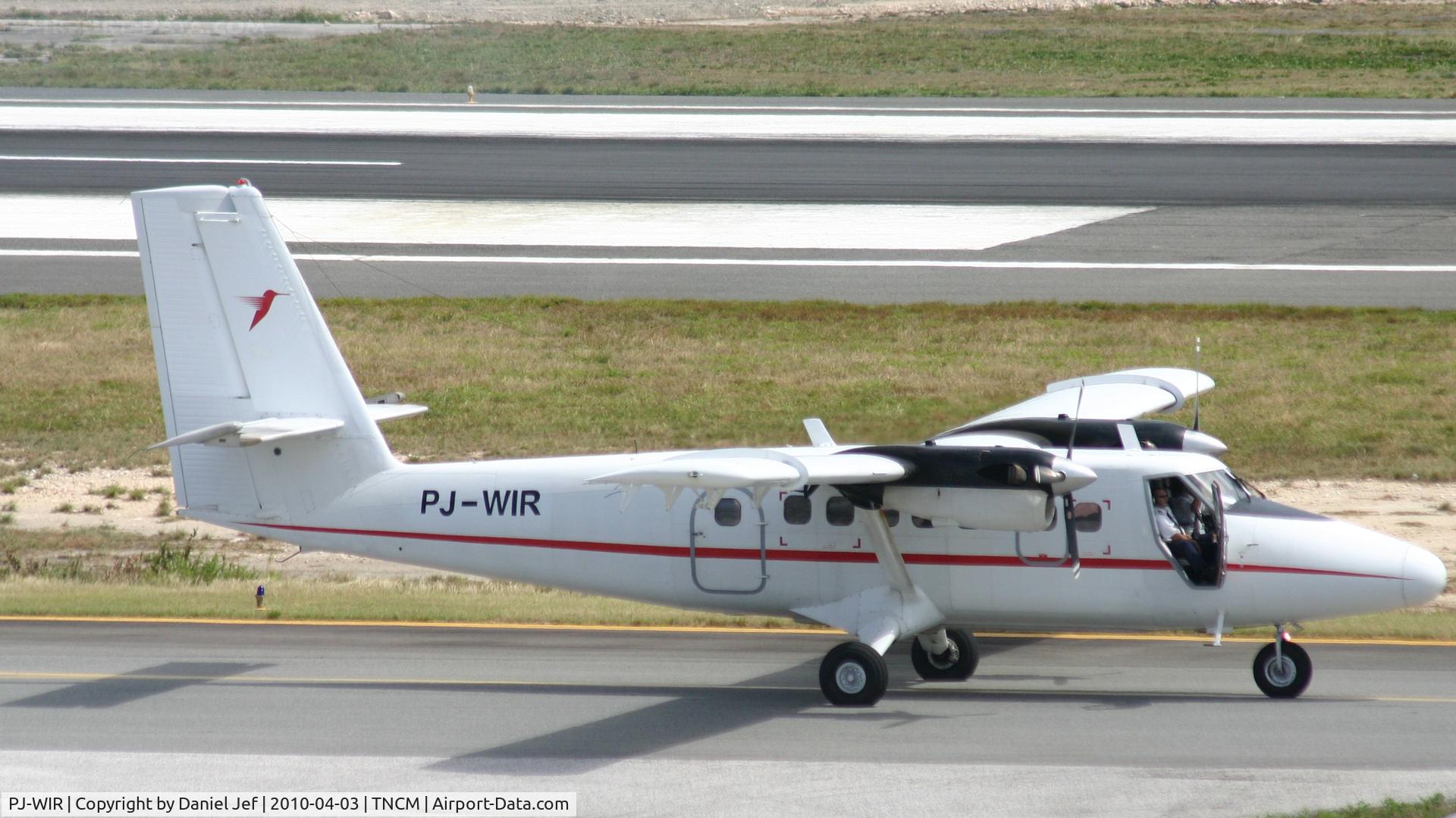 PJ-WIR, 1975 De Havilland Canada DHC-6-300 Twin Otter C/N 476, Winair PJ-WIR taxing to the active for take off from TNCM