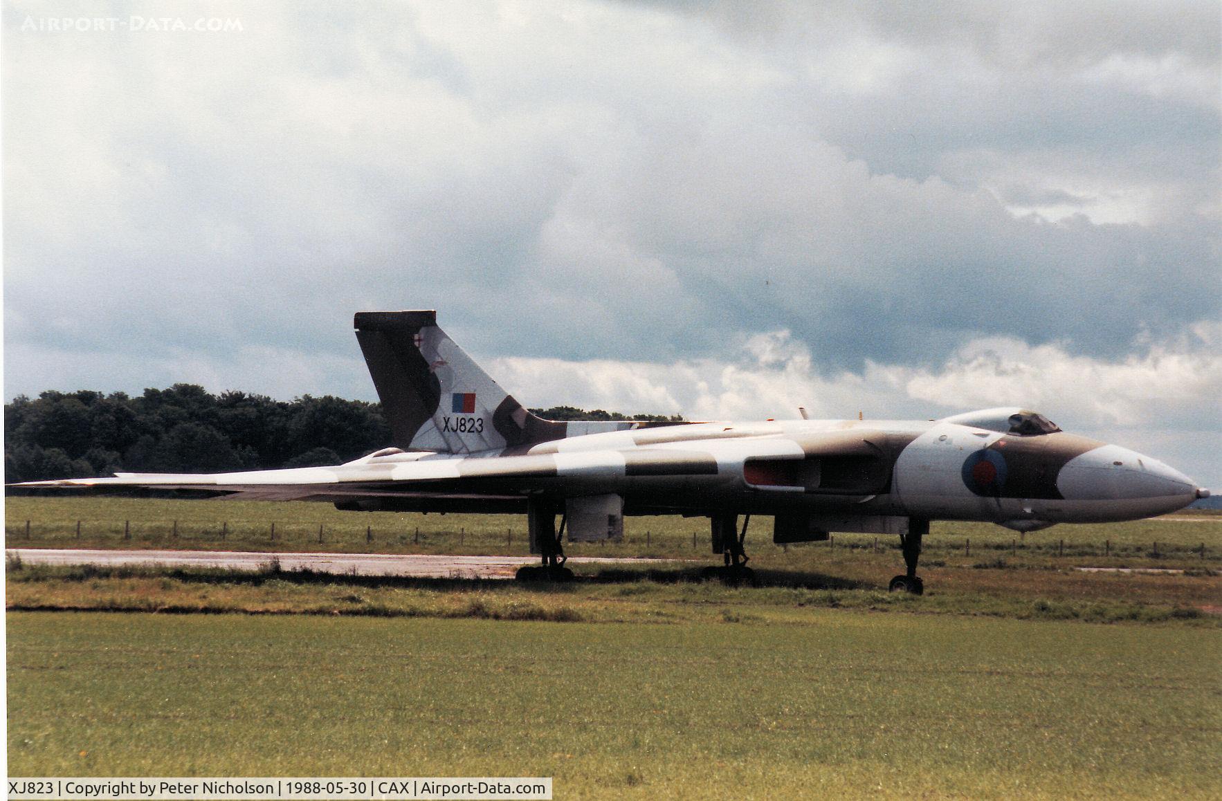 XJ823, 1961 Avro Vulcan B.2A C/N Set 23, Vulcan B.2A in 35 Squadron markings as displayed at Carlisle Airport in May 1988.