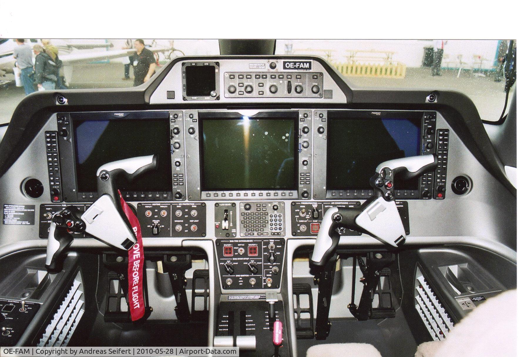 OE-FAM, 2009 Embraer EMB-500 Phenom 100 C/N 50000100, Aero Expo Pribram 2010