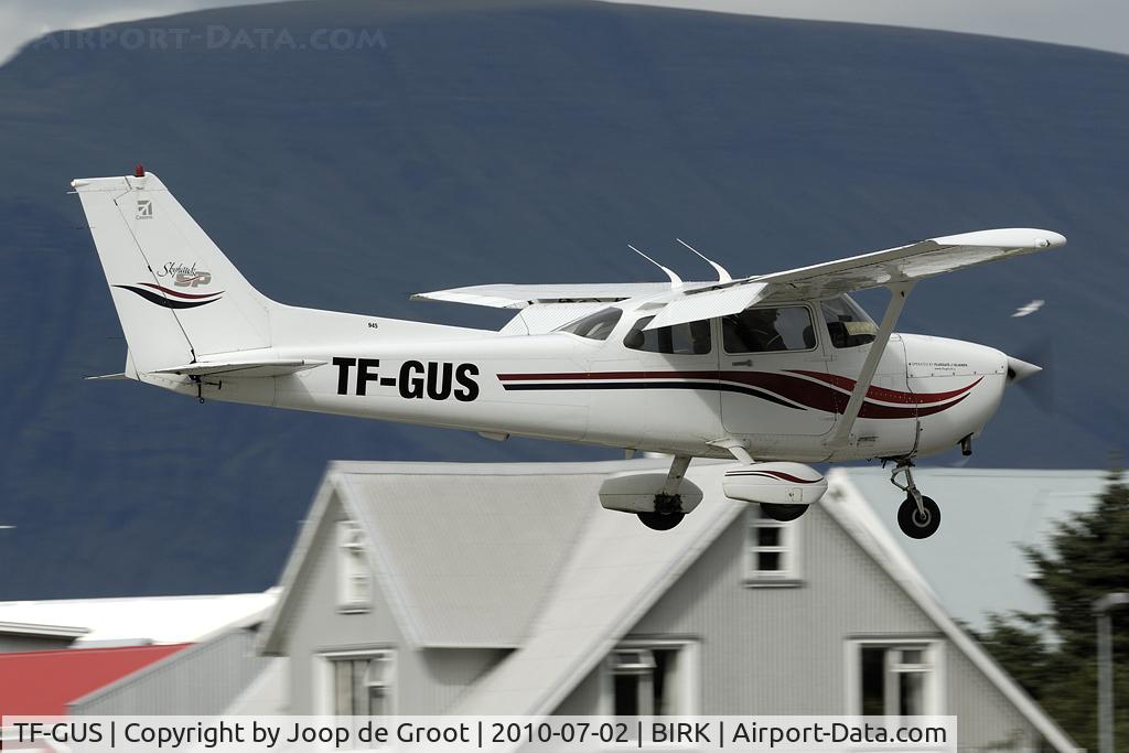 TF-GUS, 2000 Cessna 172S Skyhawk SP C/N 172S8412, Icelandic Flying School