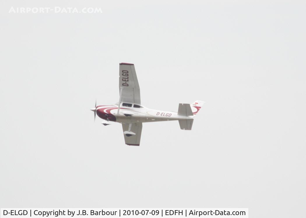 D-ELGD, Cessna T182T Turbo Skylane C/N Not found D-ELGD, This is a Cessna 172-182.  The Registration is showing that it's a Piper PA12.  But a Piper PA12 is a tail dragger.  Aborted landing, after a few hops and a 737 waiting and a heli taking off, I guess this was the best choice.