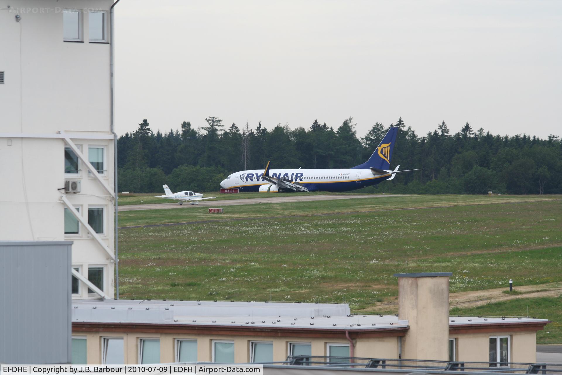 EI-DHE, 2005 Boeing 737-8AS C/N 33574, N'A