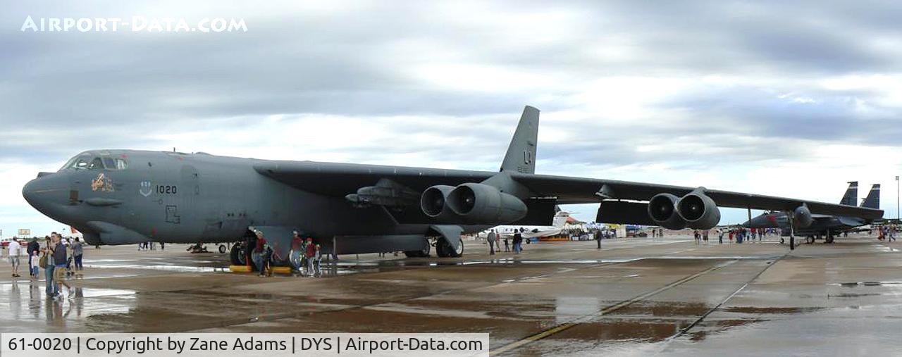 61-0020, 1961 Boeing B-52H Stratofortress C/N 464447, At the B-1B 25th Anniversary Airshow - Big Country Airfest, Dyess AFB, Abilene, TX 
Autostich panorama