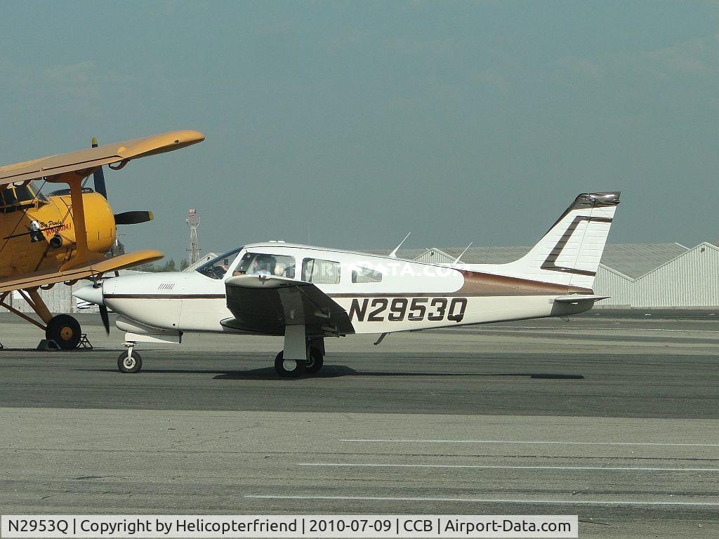 N2953Q, 1977 Piper PA-28R-201T Cherokee Arrow III C/N 28R-7703084, Just landed, came to westend of the runway to get to their hanger