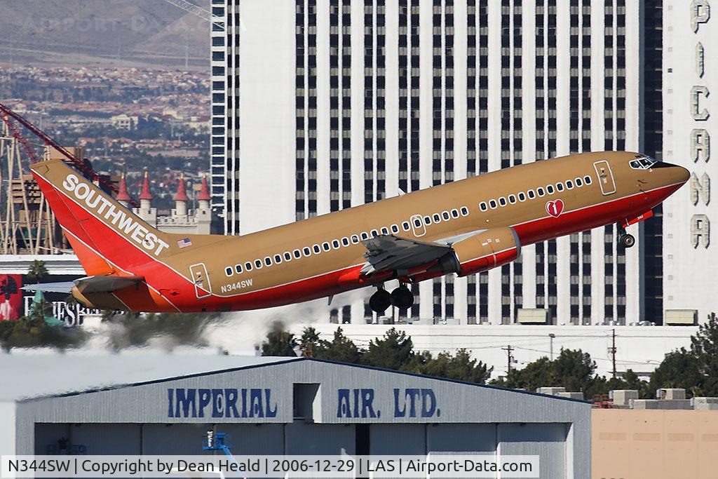 N344SW, 1989 Boeing 737-3H4 C/N 24152, Southwest Airlines N344SW (FLT SWA1214) climbing out from RWY 1R enroute to San Diego Int'l (KSAN).