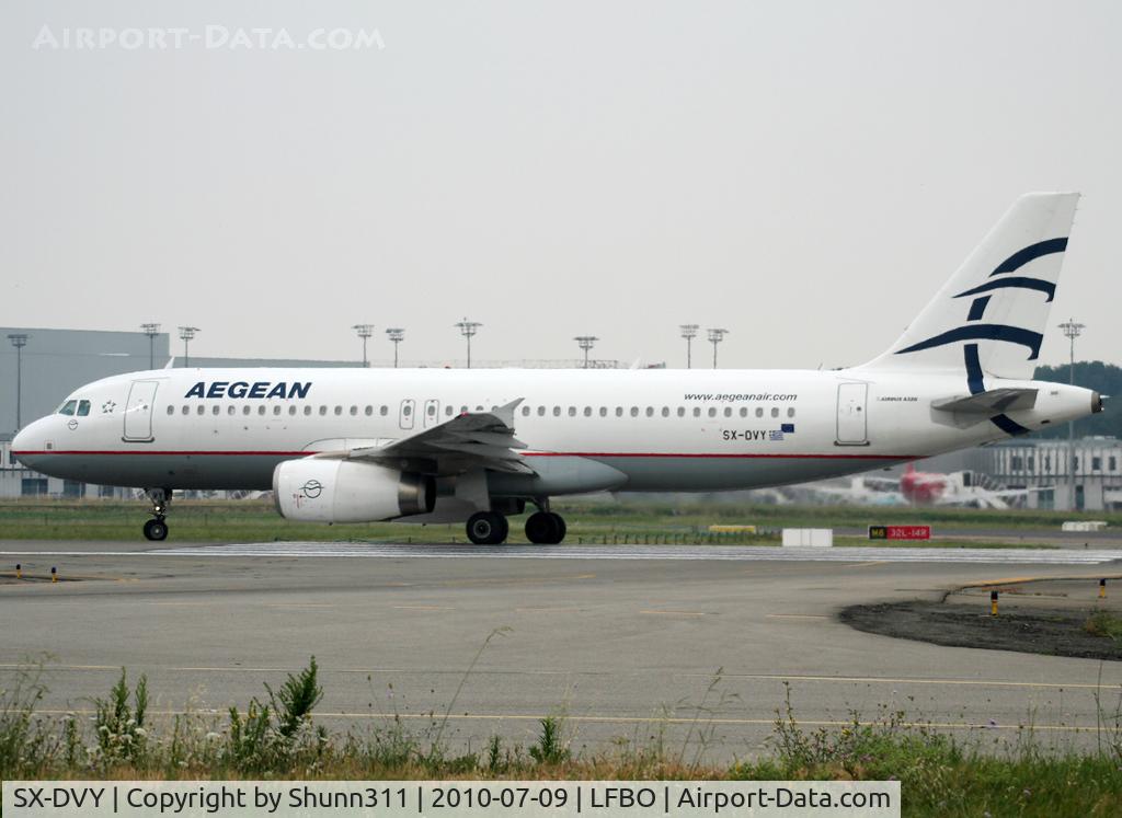 SX-DVY, 2009 Airbus A320-232 C/N 3850, Ready for take off rwy 14L