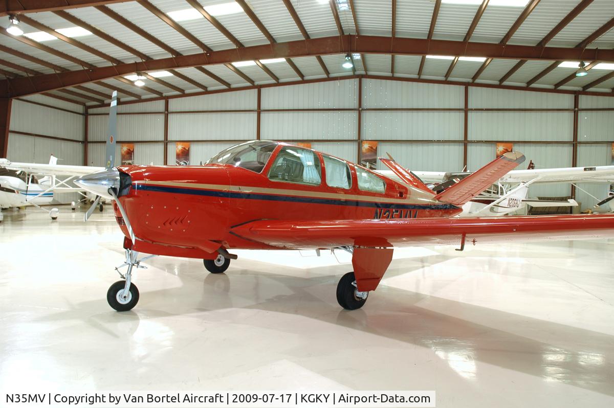 N35MV, 1967 Beech V35A Bonanza C/N D-8617, The sellers photo