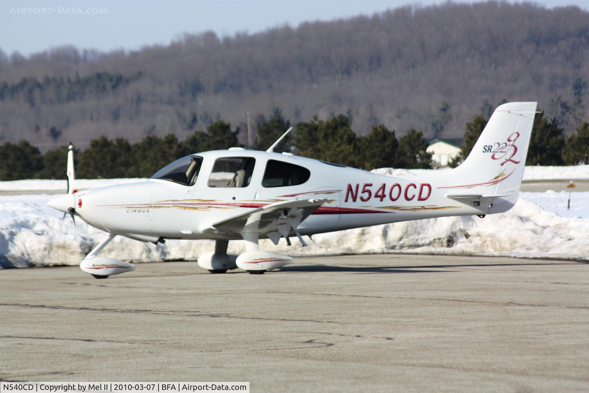 N540CD, 2005 Cirrus SR22 C/N 1625, Parked @ Boyne Mountain Airport (BFA)
