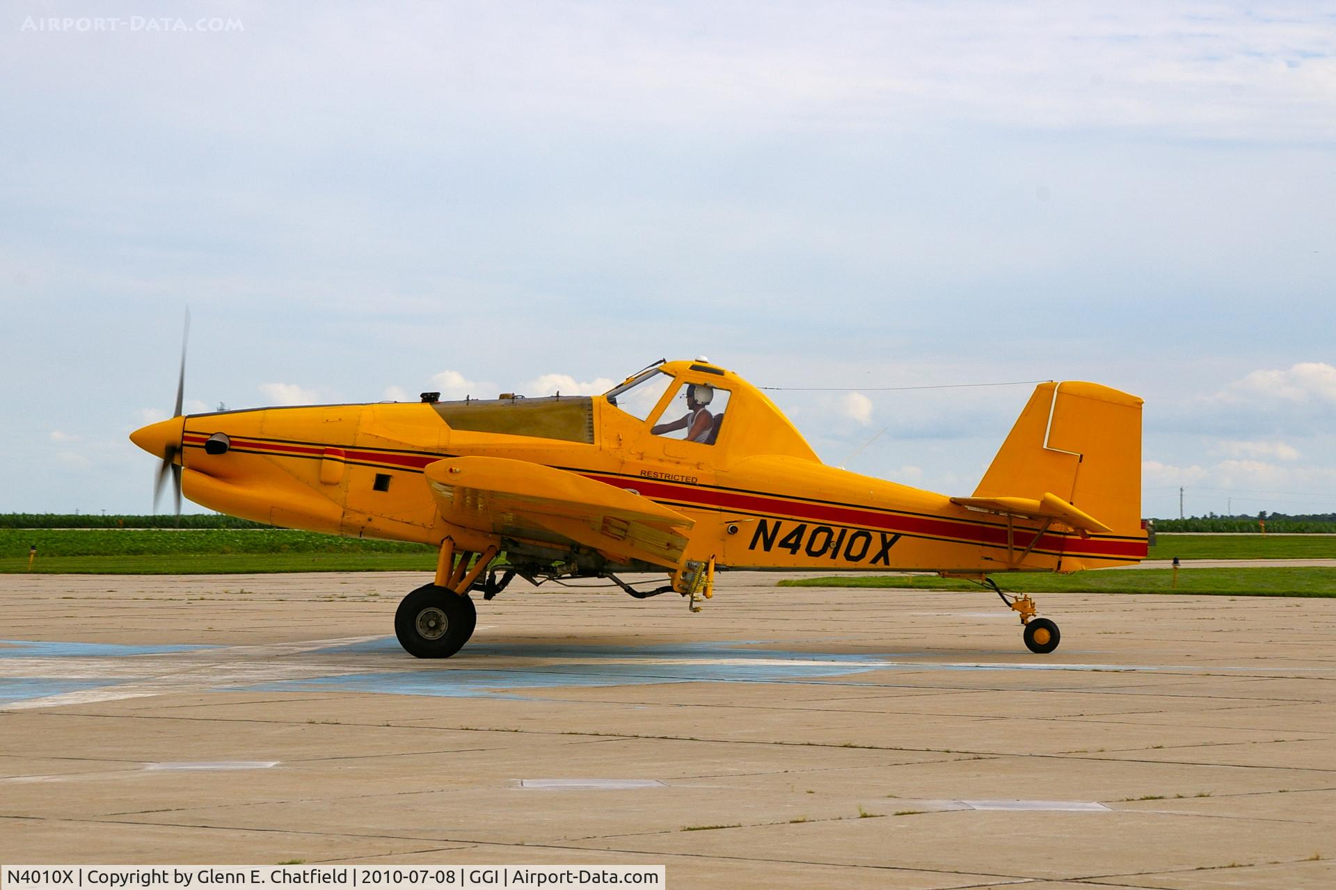 N4010X, 1979 Ayres S2R-T34 Thrush C/N 6024, Arriving after working hard
