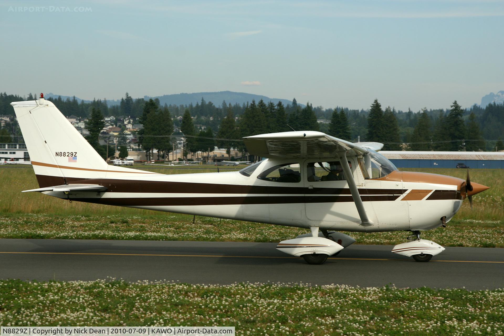 N8829Z, 1966 Cessna 172H C/N 17255479, KAWO