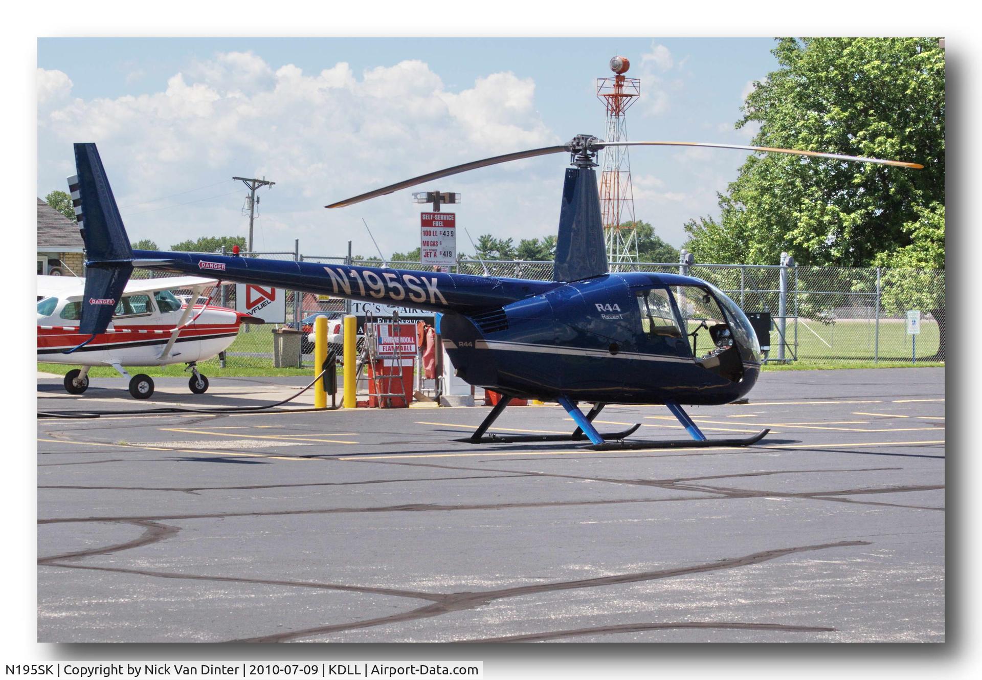 N195SK, 2006 Robinson R44 C/N 1624, On the Ramp at DLL.