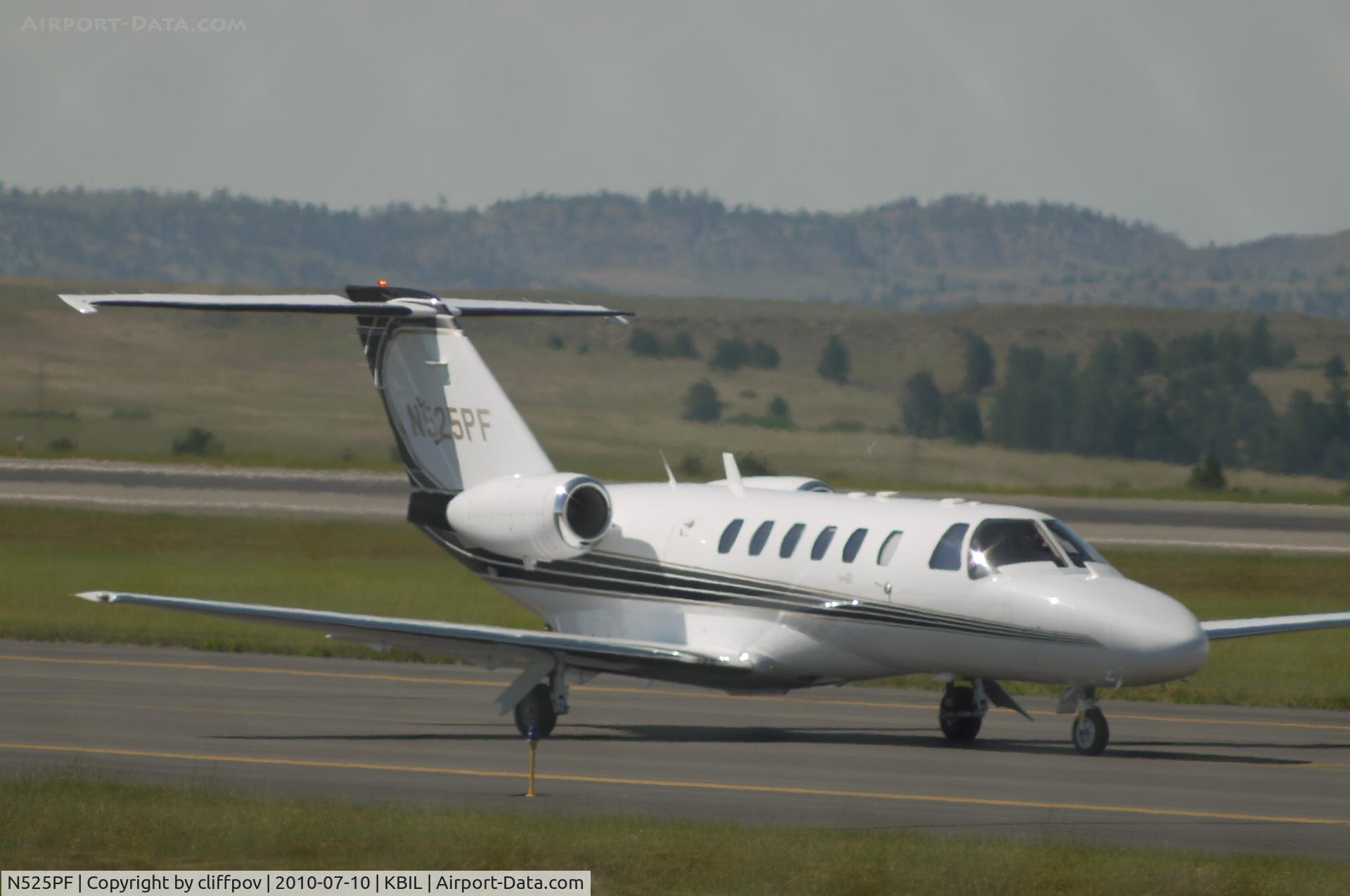 N525PF, 2001 Cessna 525A CitationJet CJ2 C/N 525A0023, Cessna Citation CJ-2