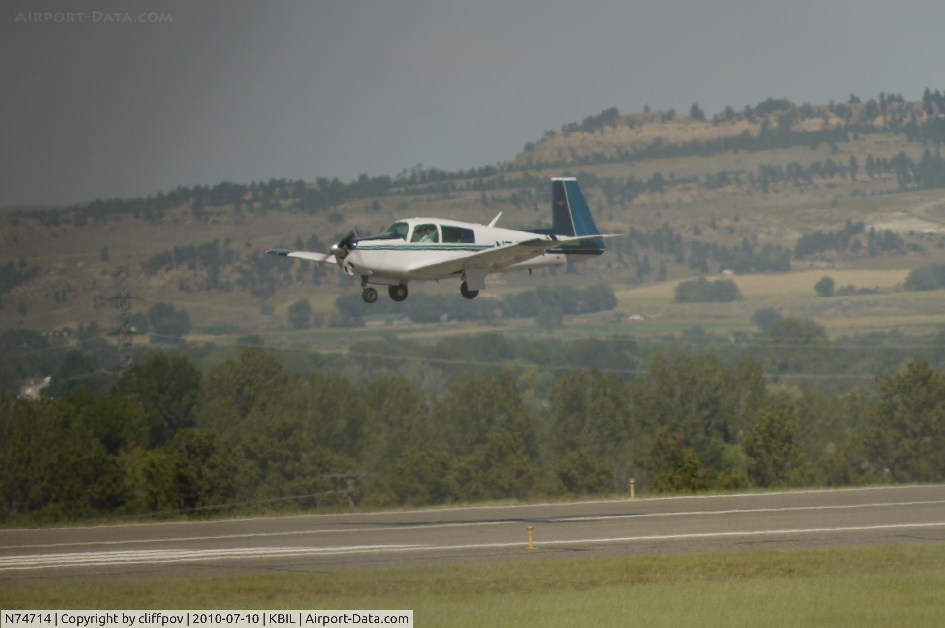 N74714, 1961 Mooney M20B Mark 21 C/N 1714, Mooney