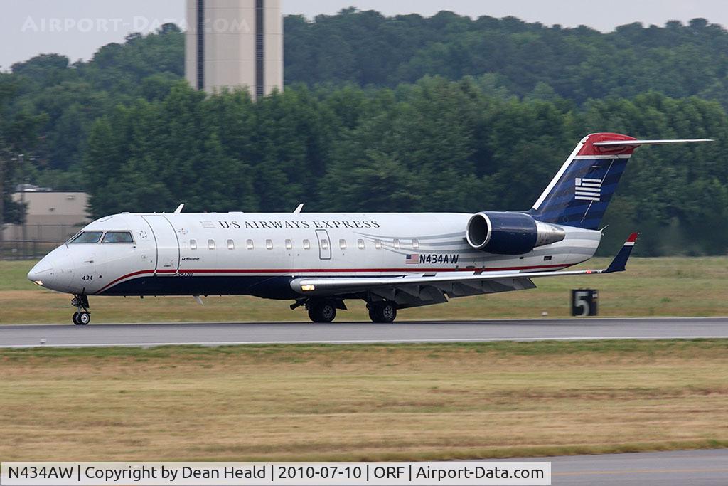 N434AW, 1999 Bombardier CRJ-200ER (CL-600-2B19) C/N 7322, Not a standard regularly-scheduled flight, US Airways Express (Air Wisconsin) N434AW (FLT AWI9365) from Myrtle Beach Int'l (KMYR) rolling out on RWY 5.