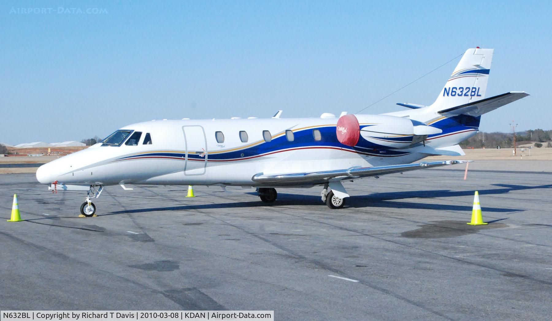 N632BL, 2001 Cessna 560XL Citation Excel C/N 560-5171, 2001 Cessna 560XL in Danville Va.