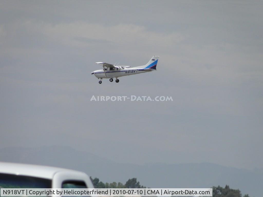 N918VT, Cessna 172P C/N 17275241, On final to runway 26