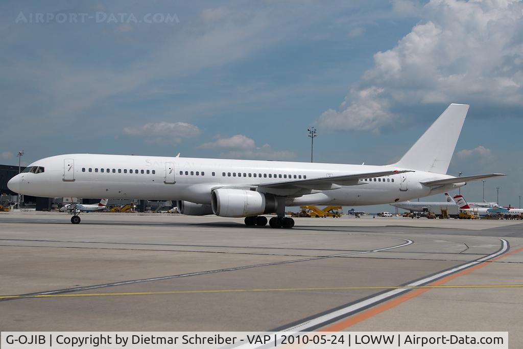 G-OJIB, 1989 Boeing 757-23A (SF) C/N 24292, Boeing 757-200