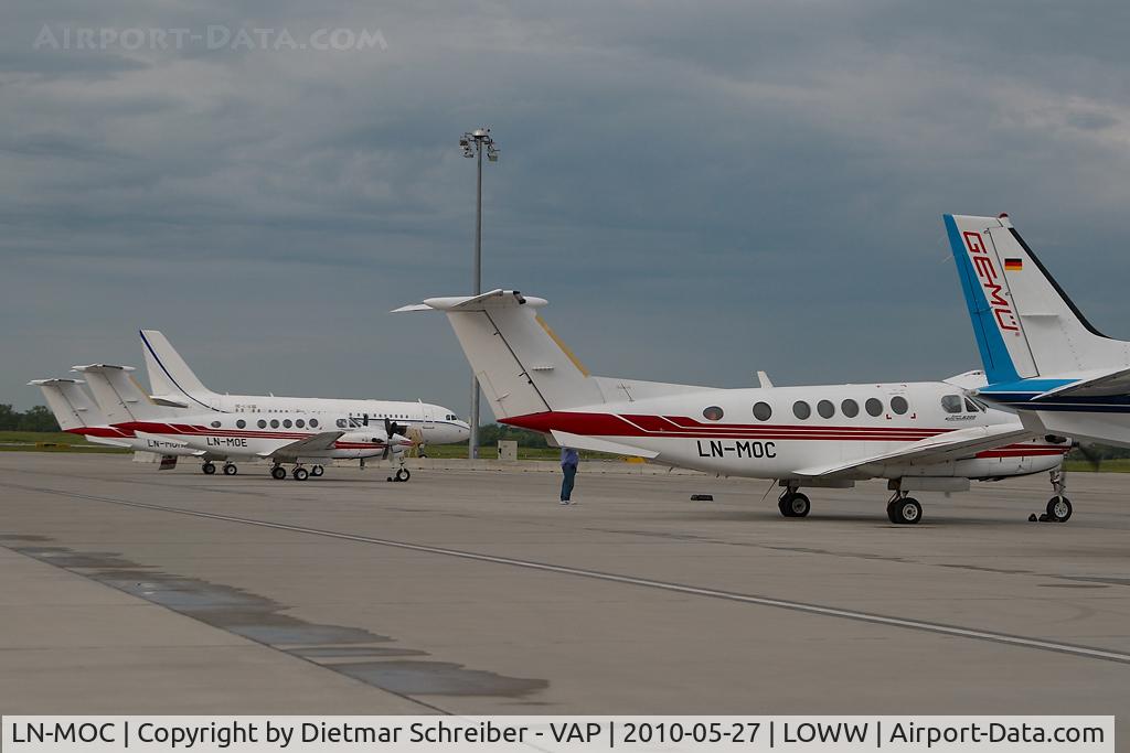 LN-MOC, 1993 Beech B200 King Air C/N BB-1449, Beech 200 King Air