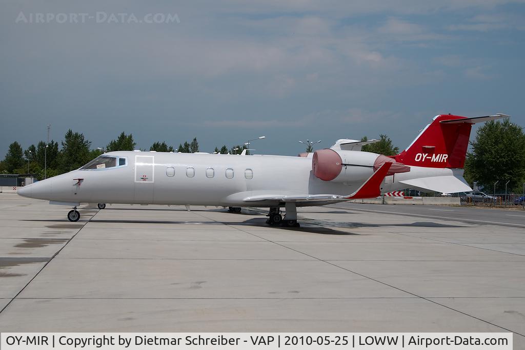 OY-MIR, Learjet 60XR C/N 60-322, Learjet 60