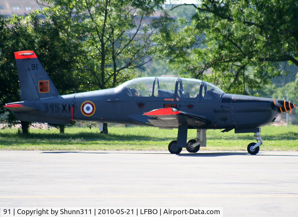 91, Socata TB-30 Epsilon C/N 91, Parked at the military area...