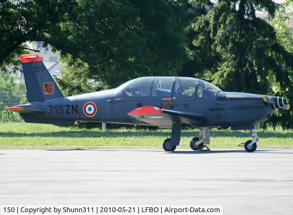 150, Socata TB-30 Epsilon C/N 150, Parked at the military area...