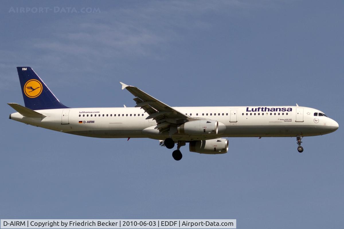 D-AIRM, 1994 Airbus A321-131 C/N 0518, short final RW07R