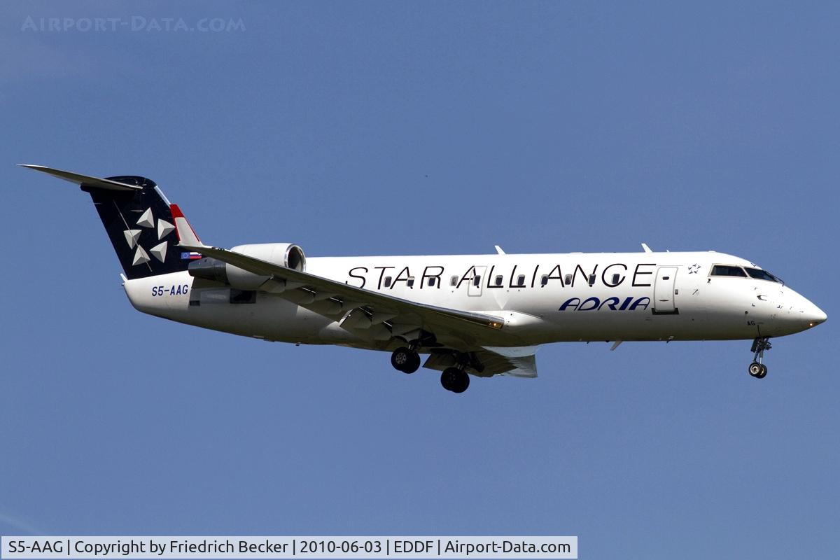 S5-AAG, 2000 Canadair CRJ-200LR (CL-600-2B19) C/N 7384, short final RW07R