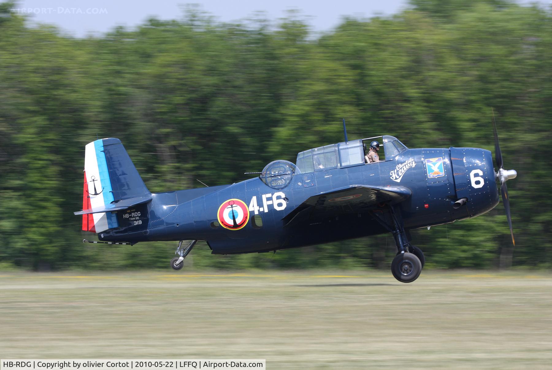 HB-RDG, 1945 Grumman TBM-3R Avenger C/N 3381, Ferté Alais airshow 2010