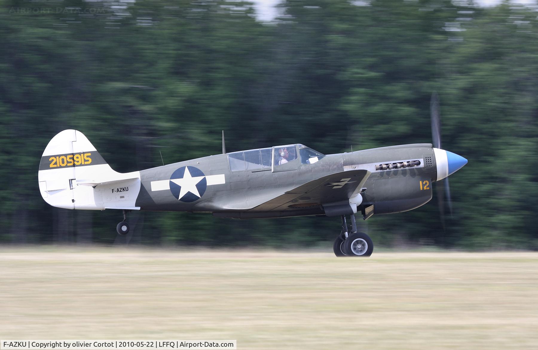 F-AZKU, 1942 Curtiss P-40N Warhawk C/N 29677, Ferté Alais airshow 2010