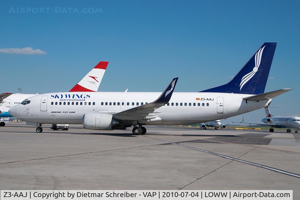 Z3-AAJ, 1987 Boeing 737-33A C/N 23827, Skywings Boeing 737-300