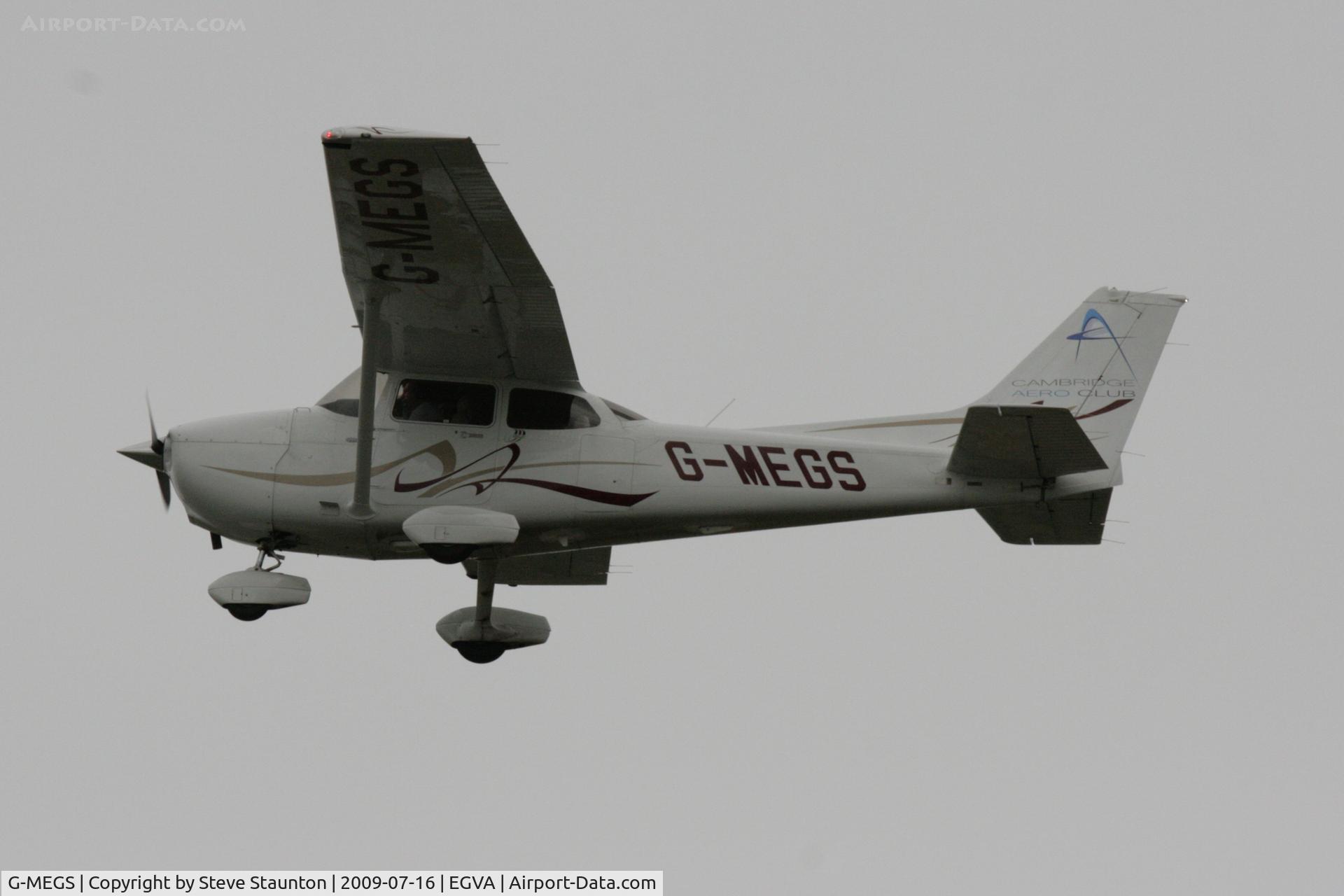 G-MEGS, 2008 Cessna 172S Skyhawk C/N 172S10723, Taken at the Royal International Air Tattoo 2009