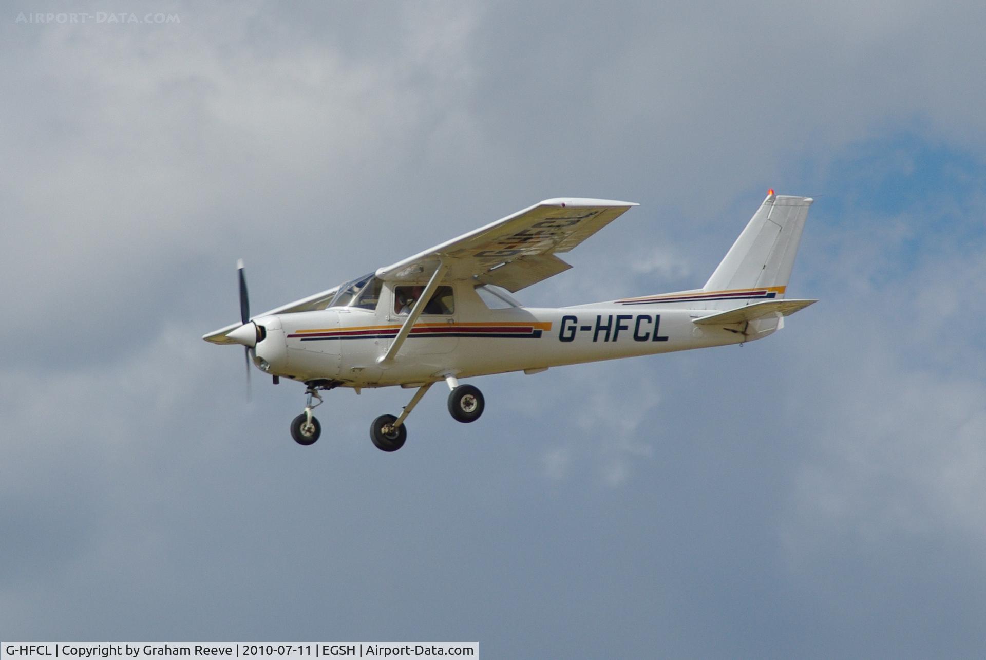G-HFCL, 1979 Reims F152 C/N 1663, Landing at Norwich.