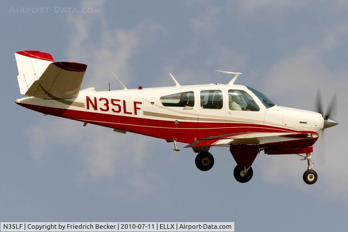 N35LF, 1976 Beech V35B Bonanza C/N D-9820, short final RW24