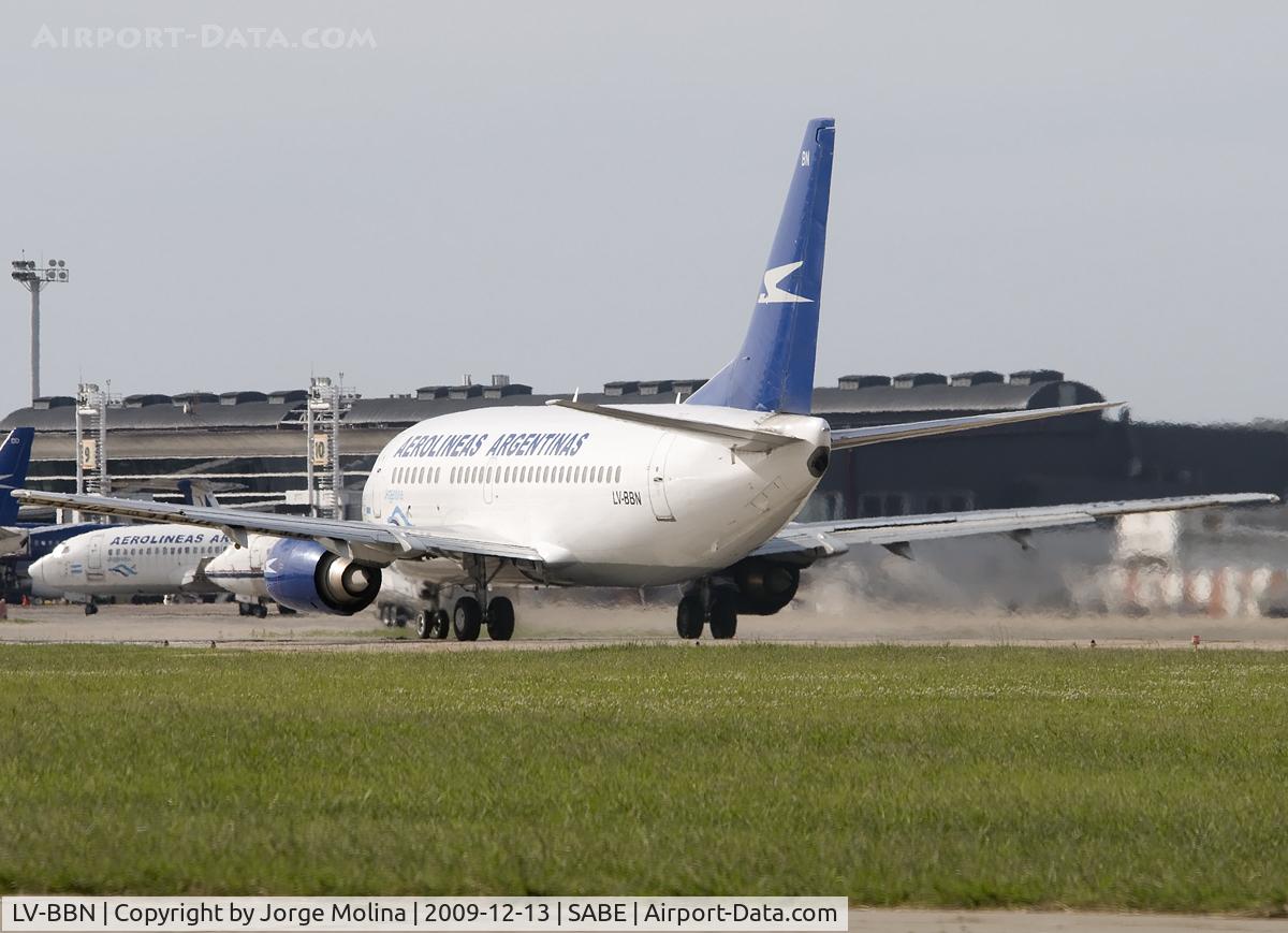 LV-BBN, 1993 Boeing 737-5H6 C/N 26454, Rotation RWY 31.