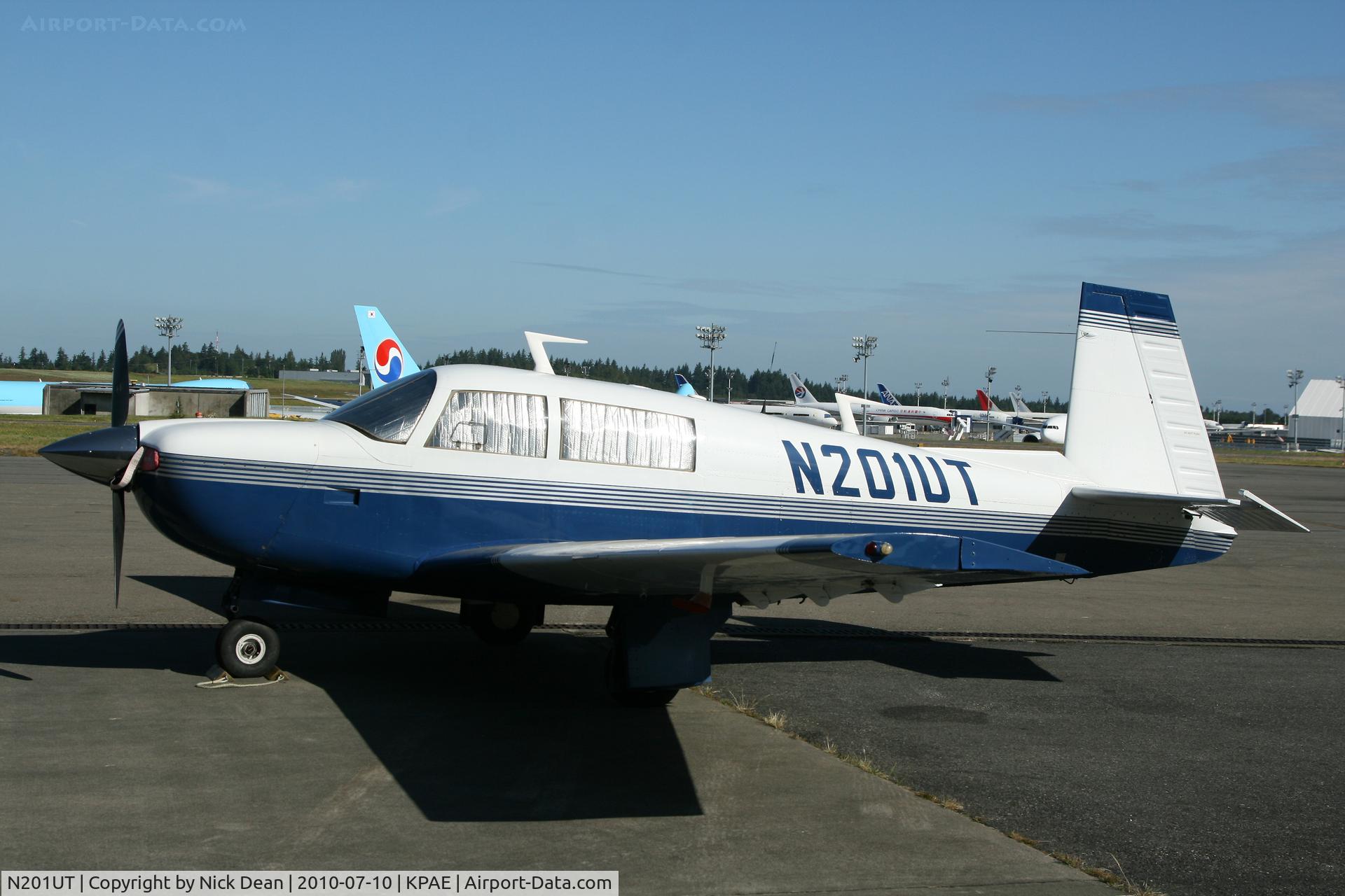 N201UT, 1977 Mooney M20J 201 C/N 24-0313, KPAE