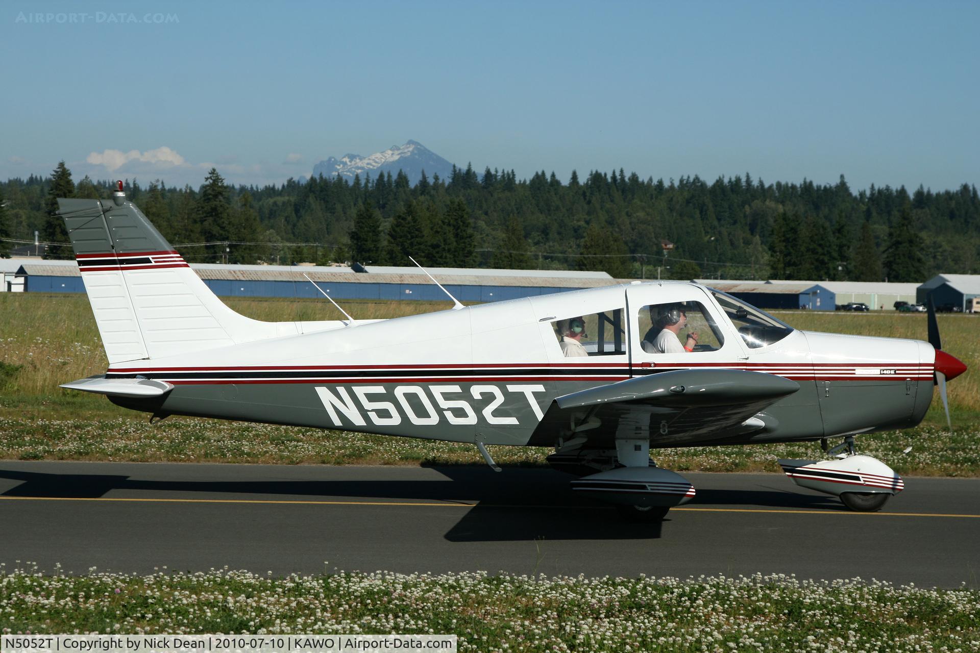 N5052T, 1972 Piper PA-28-140 C/N 28-7225334, KAWO