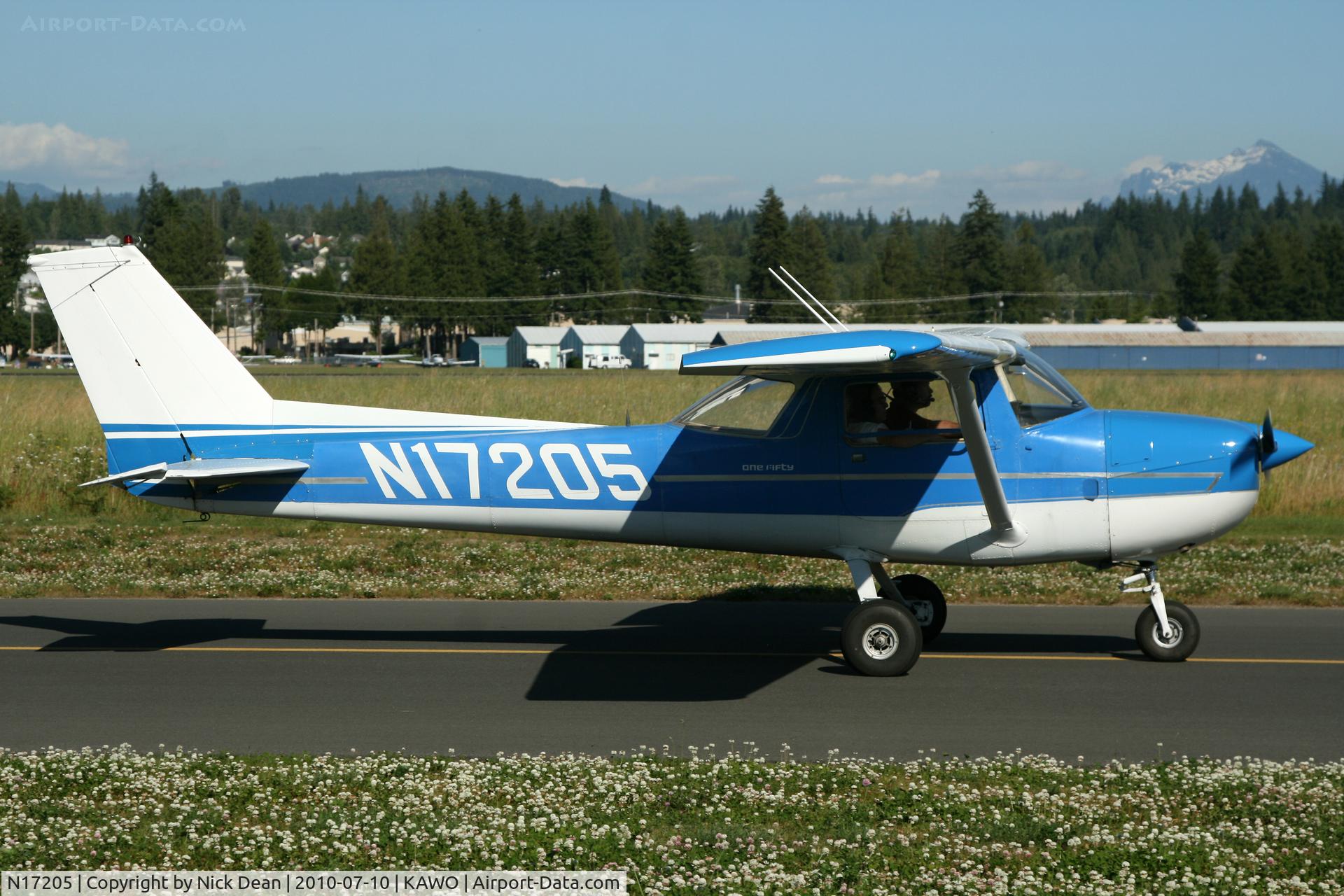 N17205, Cessna 150L C/N 15073664, KAWO