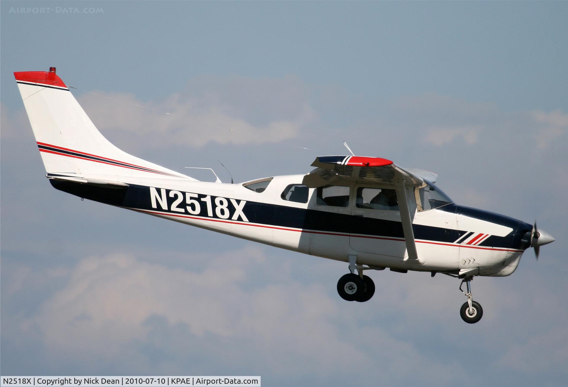 N2518X, 1964 Cessna P206 Super Skylane C/N P206-0018, KPAE