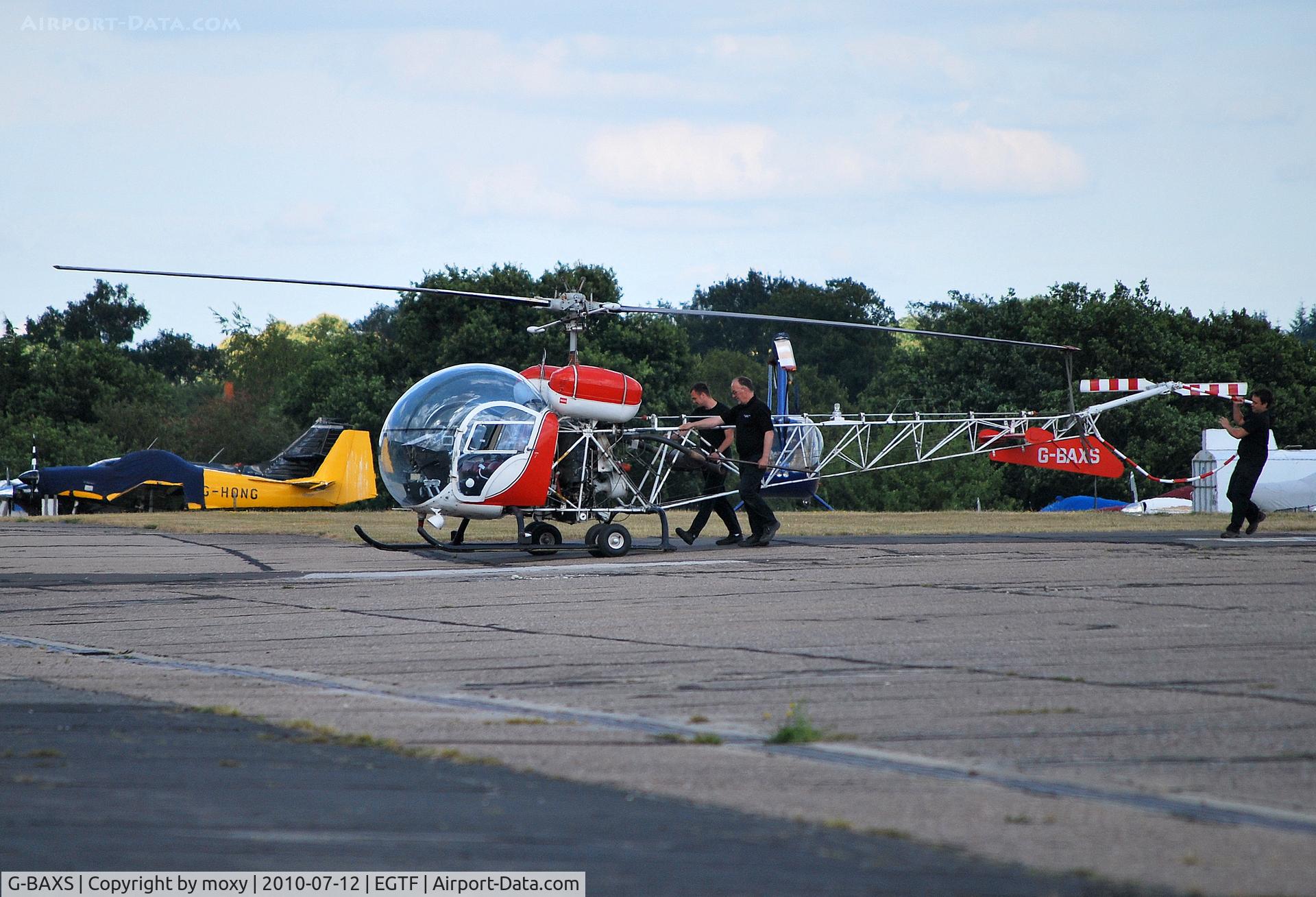 G-BAXS, 1969 Bell 47G-5 C/N 7908, Bell 47G-5 at Fairoaks. Cn 7908, Ex 5B-CFB