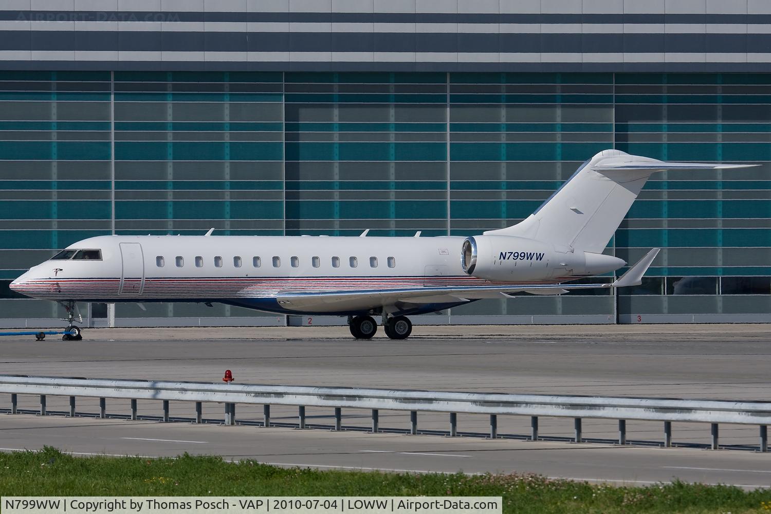 N799WW, 2001 Bombardier BD-700-1A10 Global Express C/N 9092, Worldwide Services