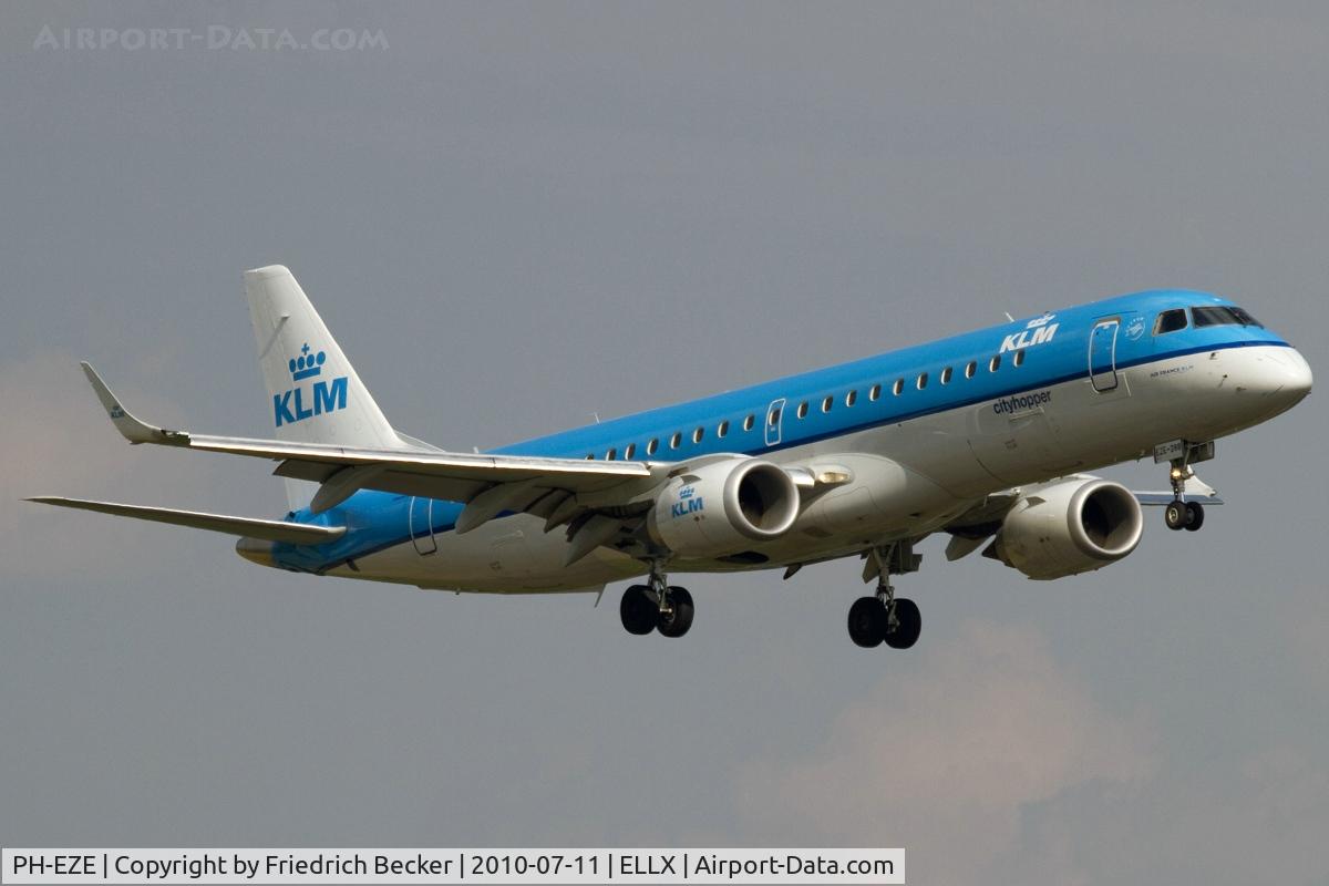 PH-EZE, 2009 Embraer 190LR (ERJ-190-100LR) C/N 19000288, short final RW24