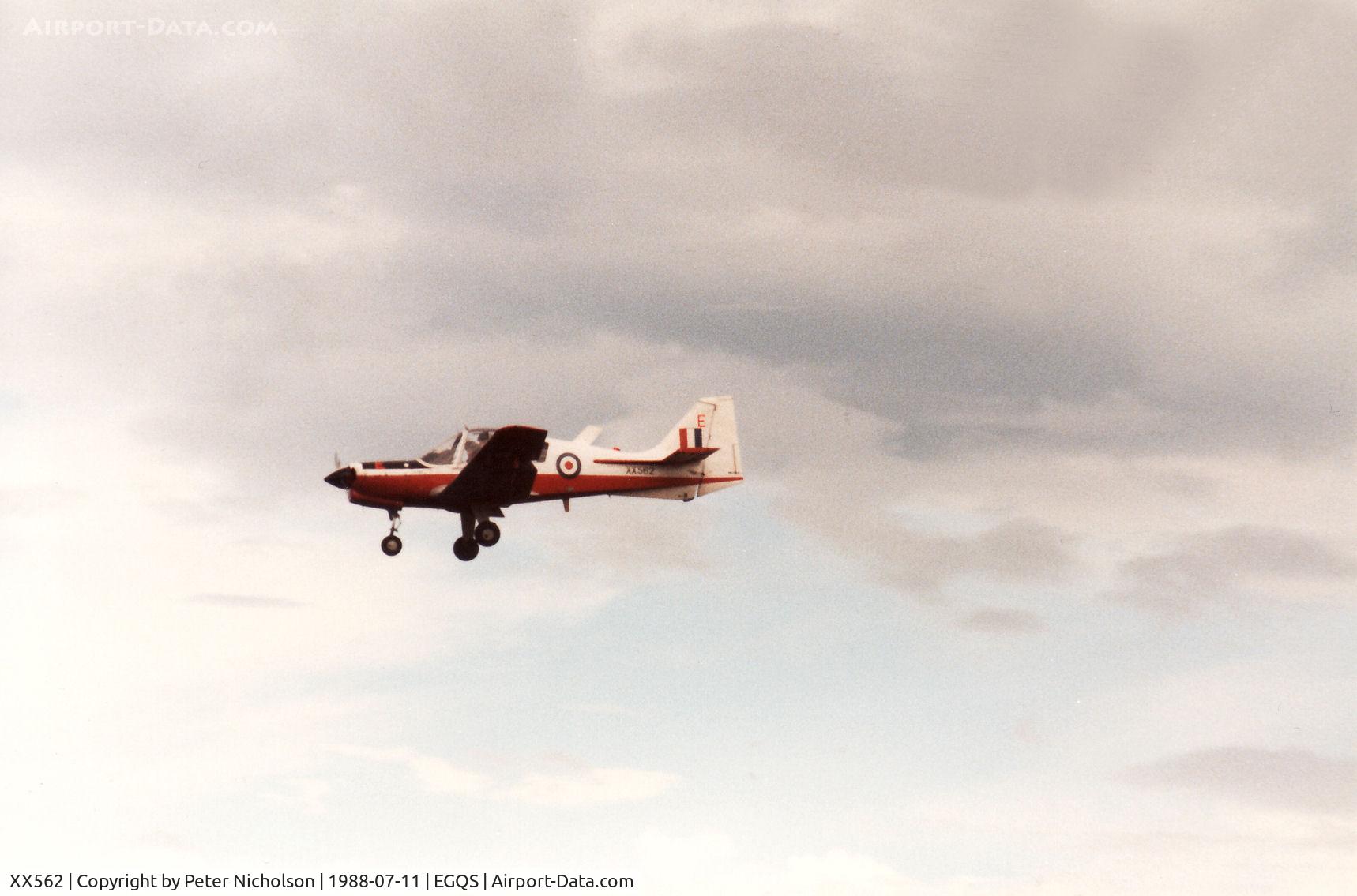 XX562, 1974 Scottish Aviation Bulldog T.1 C/N BH120/258, Bulldog T.1 of Queens University Air Squadron on Summer camp at RAF Lossiemouth in July 1988.