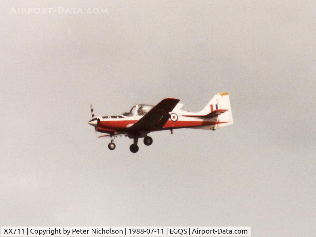 XX711, 1975 Scottish Aviation Bulldog T.1 C/N BH120/360, Bulldog T.1 of Queens University Air Squadron on final approach to RAF Lossiemouth in the Summer of 1988.