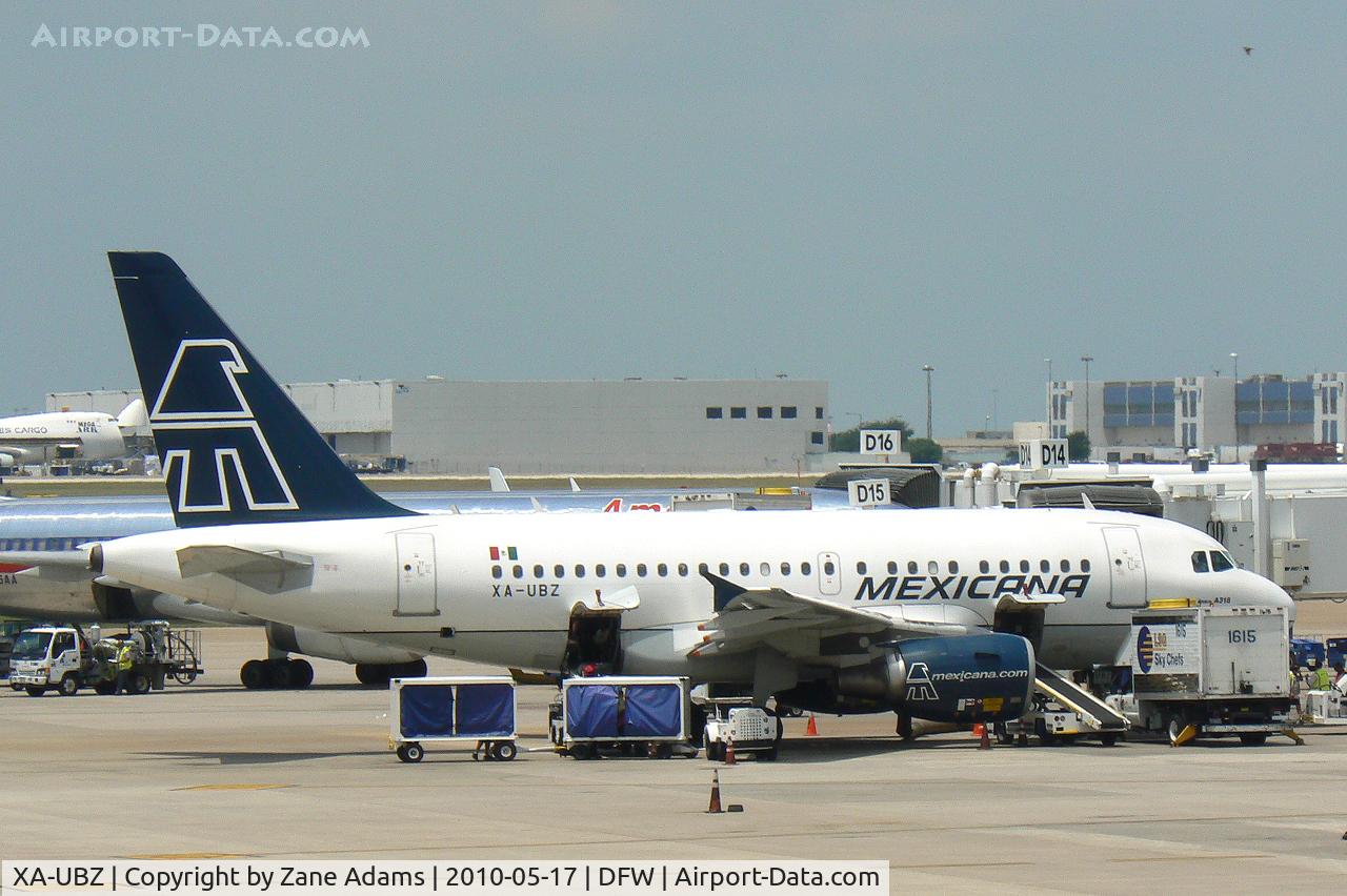 XA-UBZ, 2005 Airbus A318-111 C/N 2575, Mexicana Airlines at the gate - DFW Airport, TX